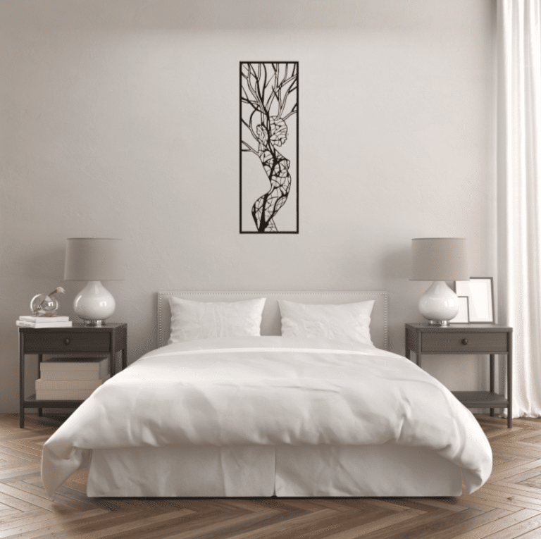 Décoration murale en métal : Arbre Femme