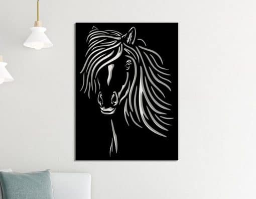 Décoration murale en métal : Crinière au vent