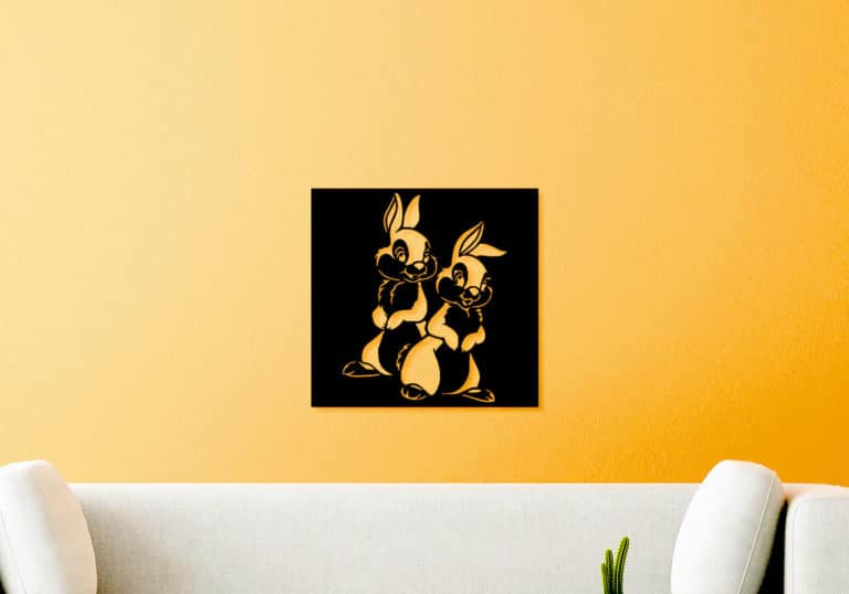 Décoration murale en métal : Duo de lapins