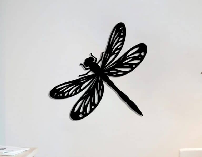 Décoration murale en métal : Libellule